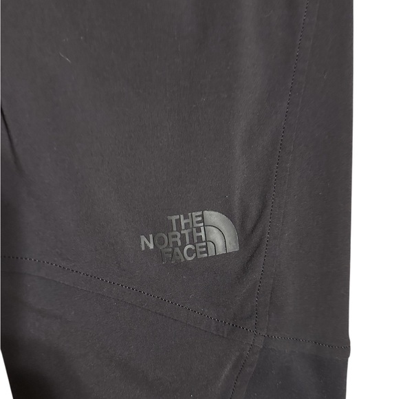 The North Face Black High Rise Leggings With Pockets Activewear Size Medium - Picture 6 of 8